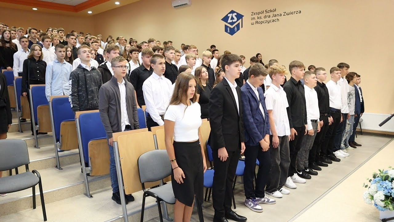 Miniatura filmu: ROZPOCZĘCIE ROKU SZKOLNEGO 2024/2025 | ZWIERZ.TV