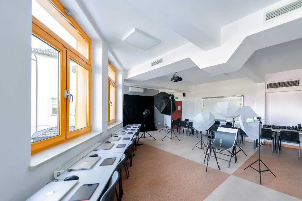 Pracownia WT3 — Fotografia i studio oświetleniowe, ujęcie 2.