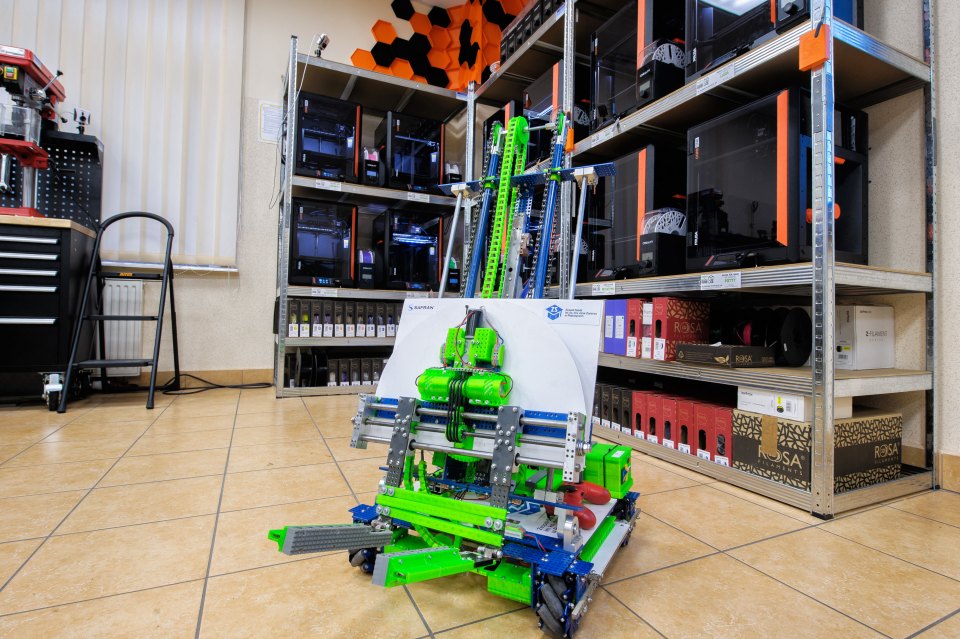 LAB 3D — Druk 3D i prototypowanie, ujęcie 2.
