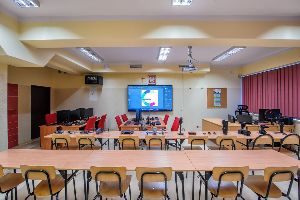 Pracownia WT1 — Multimedia, film i drony, ujęcie 1.