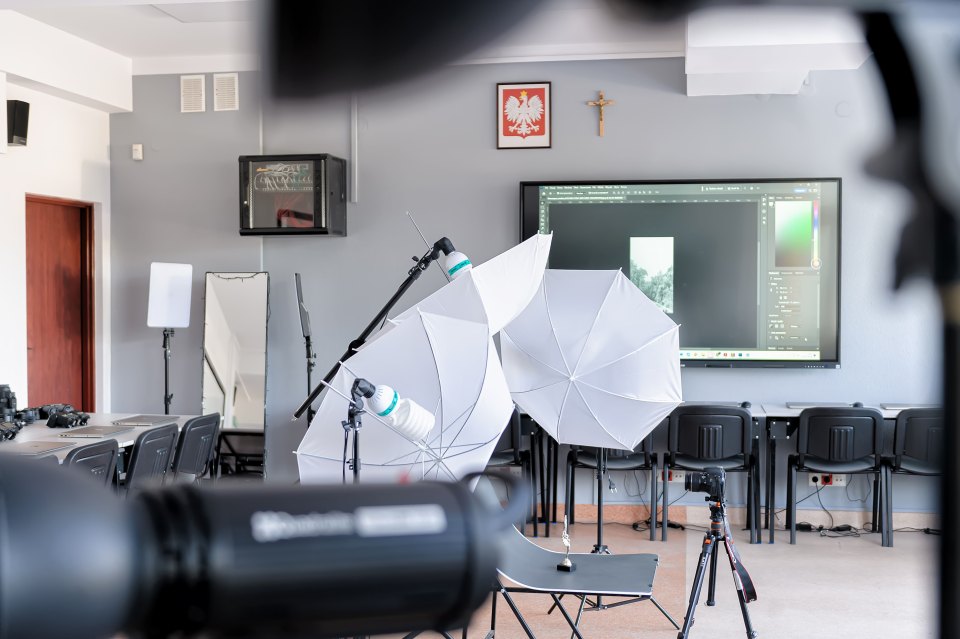 Pracownia WT3 — Fotografia i studio oświetleniowe, ujęcie 8.