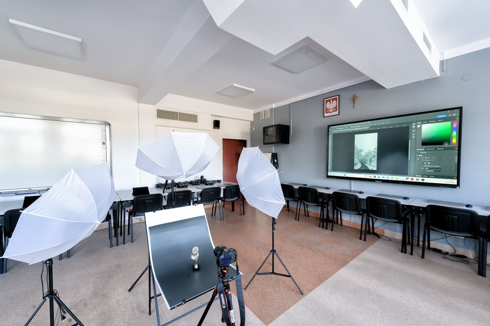 Pracownia WT3 — Fotografia i studio oświetleniowe, ujęcie 4.